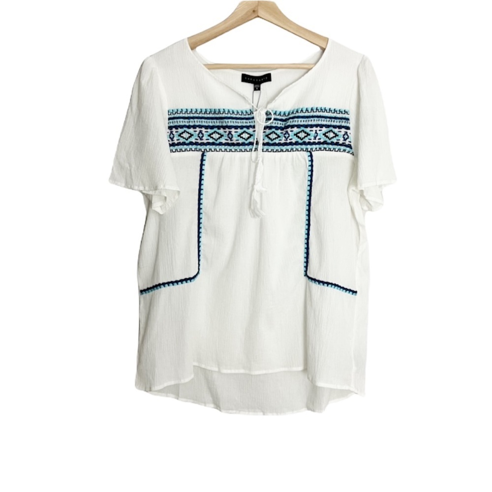 Sanctuary White embroidered Flutter Sleeve peasant top